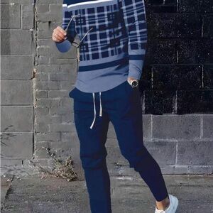 Men’s Blue Plaid T-shirt And Drawstring Pants Size Small